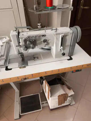 Máquina de coser Durkopp Adler 267