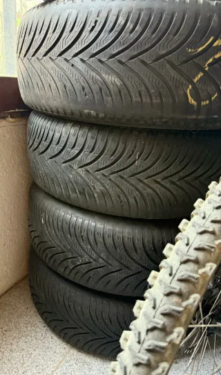 Llantas con neumáticos Grupo VW