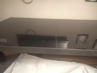 Mesa de cristal negro