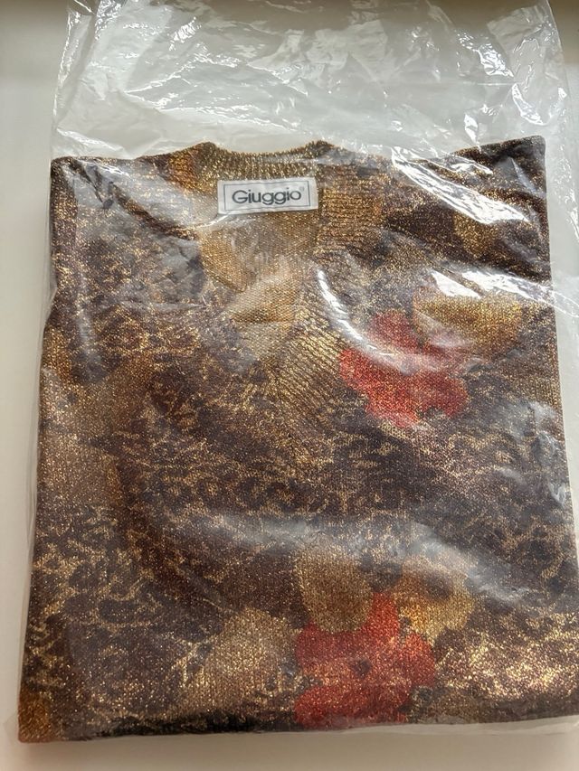 Elegante maglia Giuggio dorata floreale L