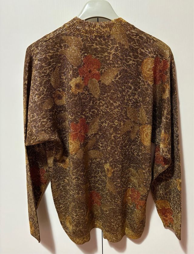 Elegante maglia Giuggio dorata floreale L