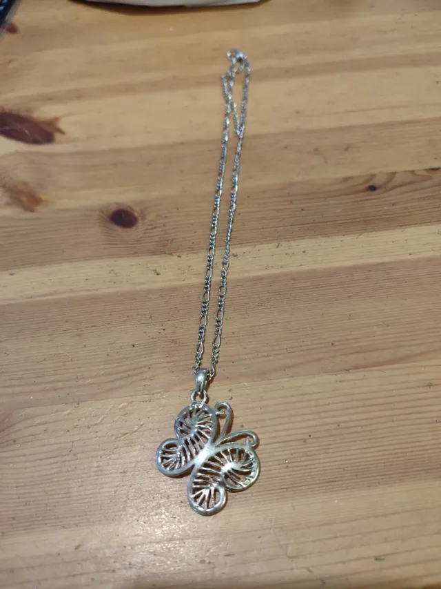 Ciondolo farfalla in argento