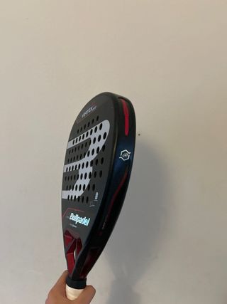 Bullpadel Vertex 04 - Pala de pádel