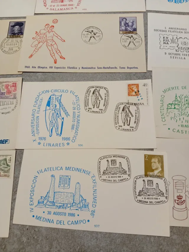 Lotto di 20 buste e cartoline filateliche