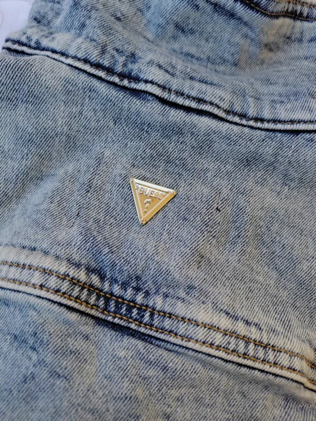 Giacca denim Guess taglia S in perfette condizioni