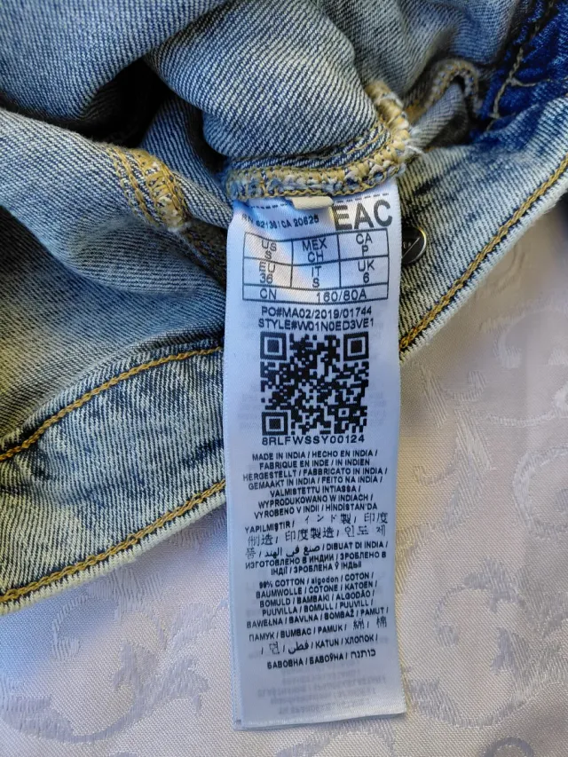 Giacca denim Guess taglia S in perfette condizioni