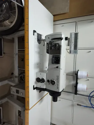 Máquina de coser Dürkopp Adler