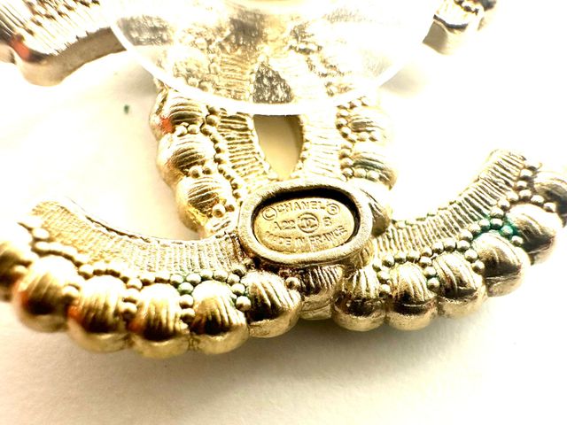 Pendientes Chanel Doble C Negro Dorado