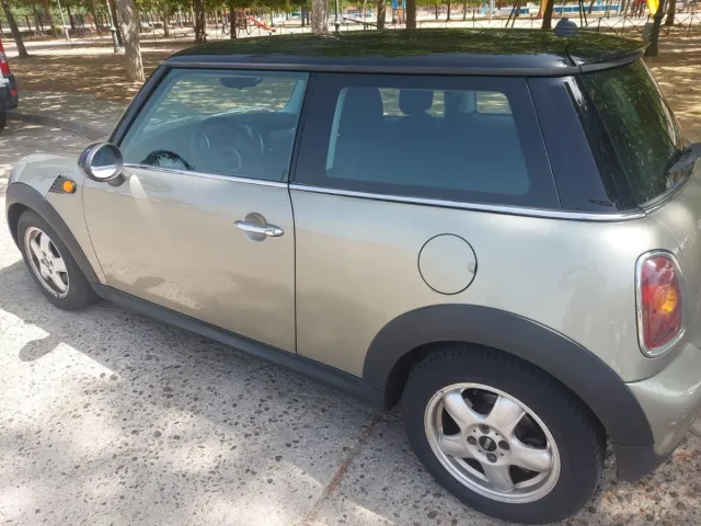 MINI one 2007