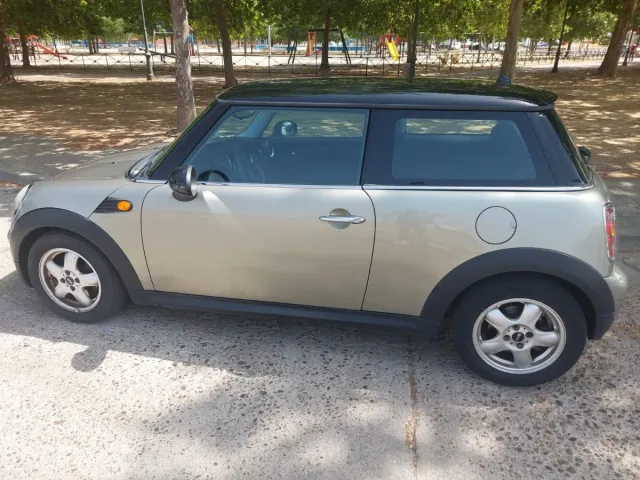 MINI one 2007