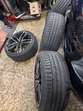 Llantas 20 con neumáticos nuevos
