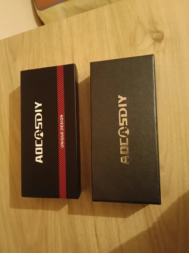 Reloj Aocasdiy Negro y Plateado nuevo