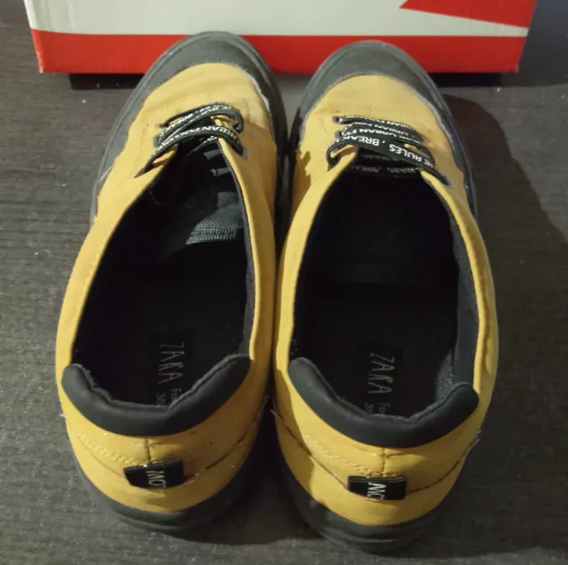 Zapatillas Zara Amarillas y Negras