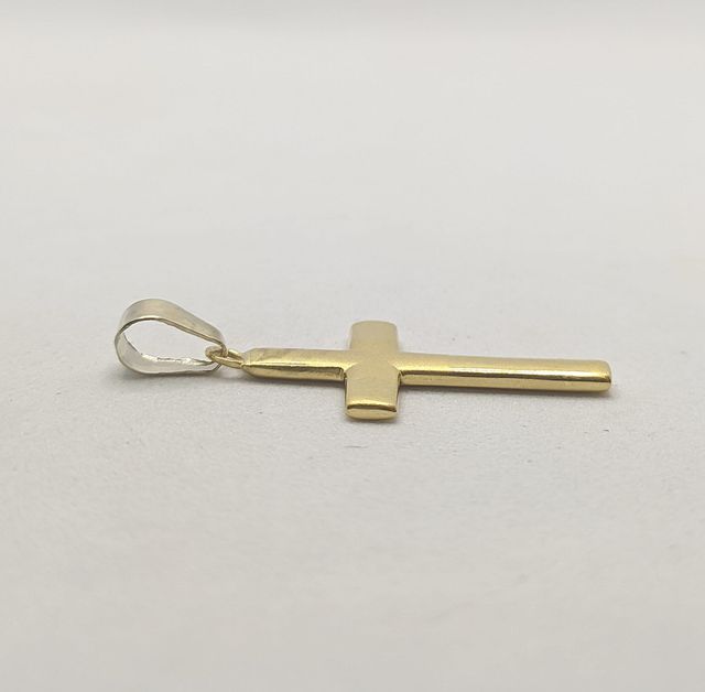 Colgante Cruz de oro combinado de 18k, 1.21 g.