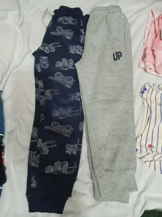 Pantalones de chándal infantiles talla 4 años