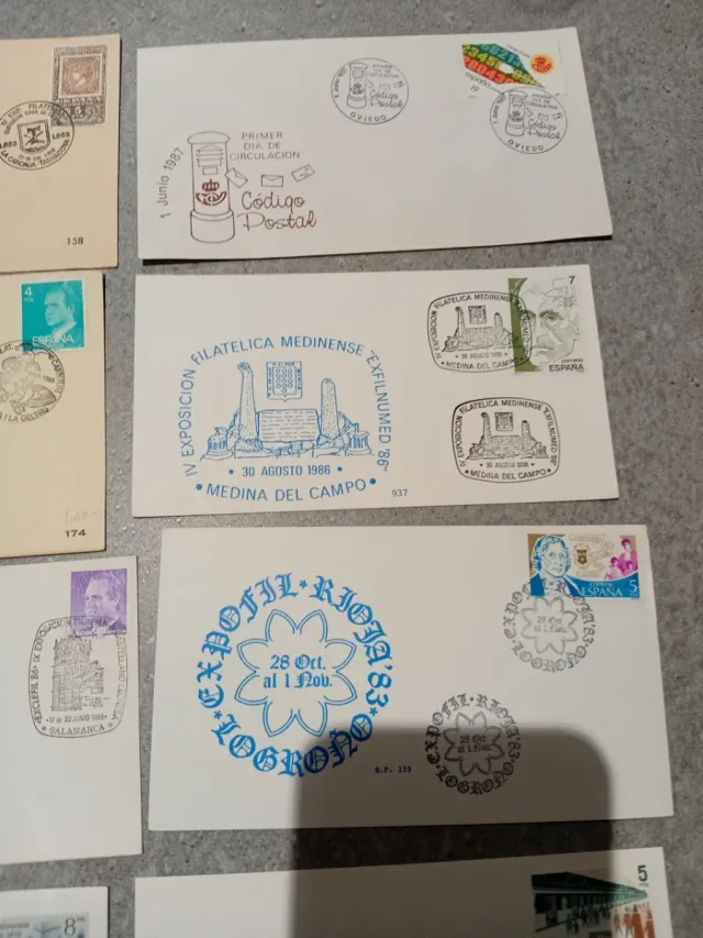 Lotto di 20 buste e cartoline filateliche