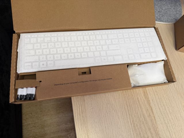 All in One HP 27" Ultra 7-255U , 32GB, 1TB, NUEVO!