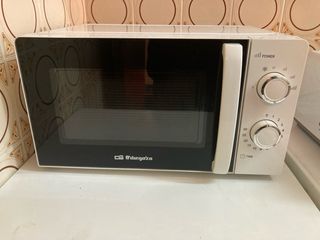 Microondas Orbegozo Blanco