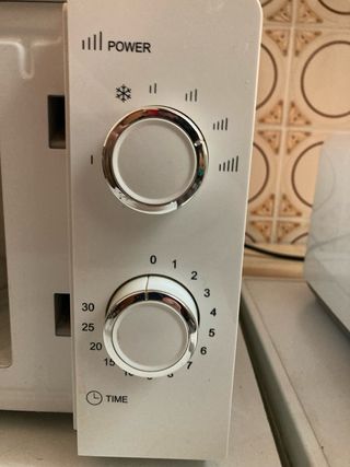 Microondas Orbegozo Blanco