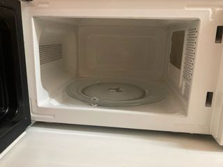 Microondas Orbegozo Blanco