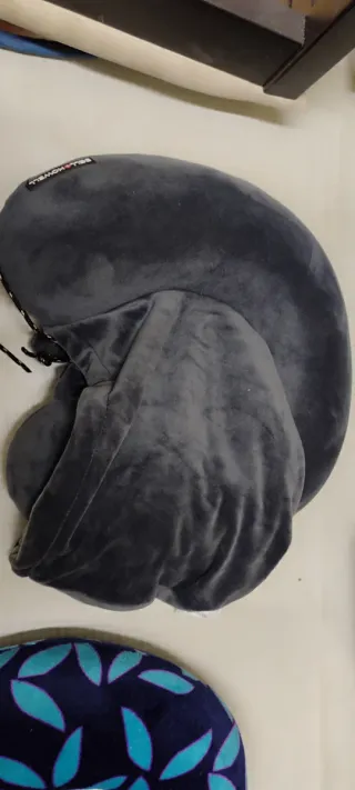 2 Almohadas de Viaje Azul y Gris