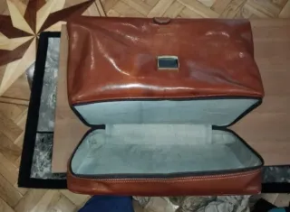 Bolso Para Médico En Piel Verdadera Color Marrón