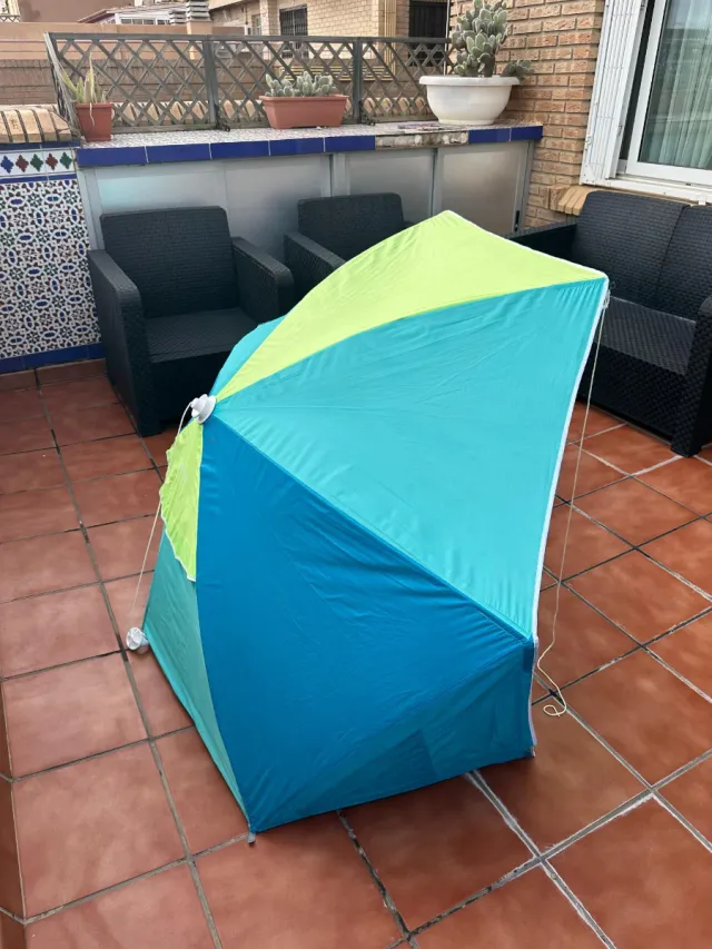 Sombrilla refugio playa