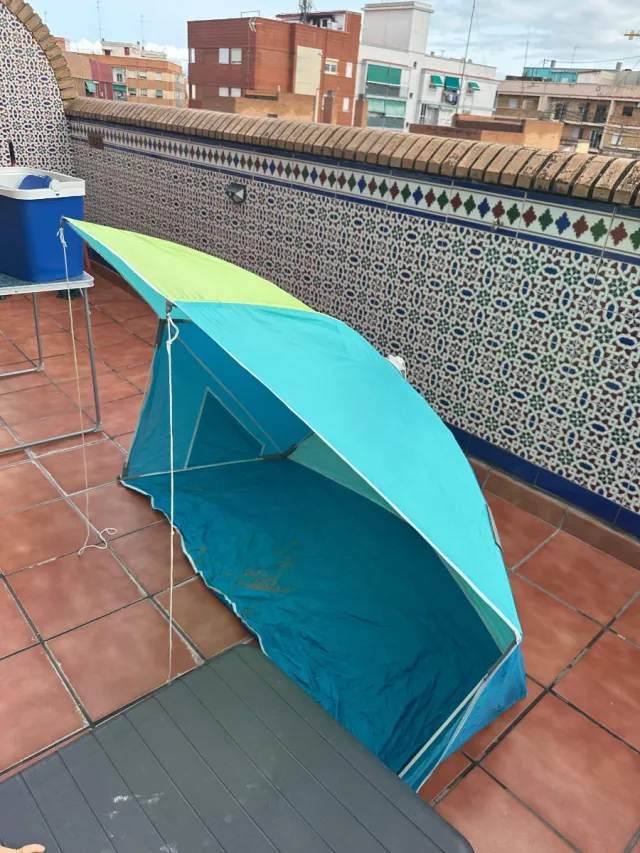 Sombrilla refugio playa