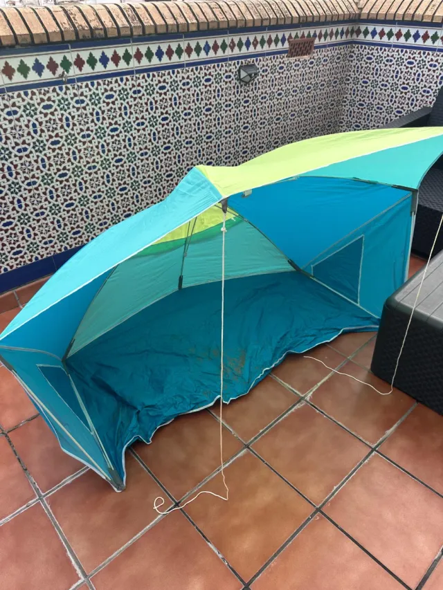 Sombrilla refugio playa