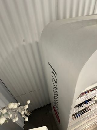 Mueble expositor Dermacol