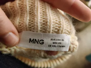 Jersey amarillo calado