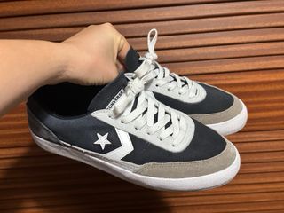 Converse Talla 39 Negras y Grises