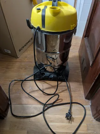 Lijadora de pared con aspiración