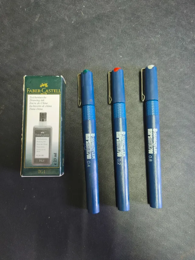 Lote 3 Plumas Staedtler Marsmatic 700
