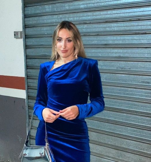 Vestido Zara Terciopelo Azul Klein Manga Larga