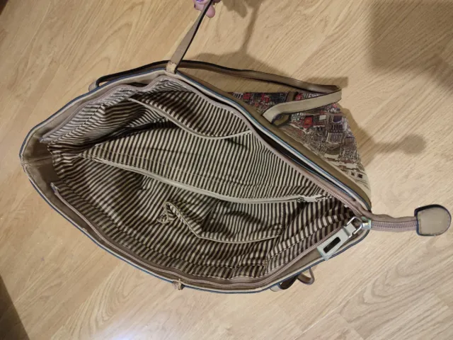 Borsa Marrone con Disegni di Londra