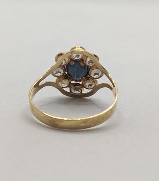 Anillo de oro de 18k con piedras, 2.52 g, T-20.