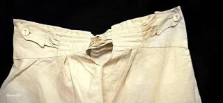 Antiguo calzón de hombre de lino