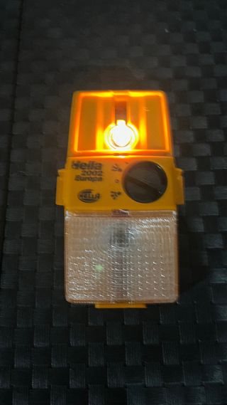 Luz de advertencia Hella 2002 Europa