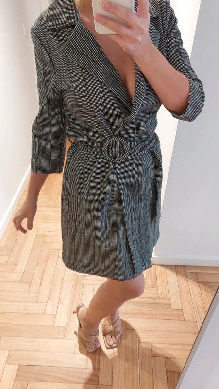 Vestido blazer cuadros cinturón Zara talla L