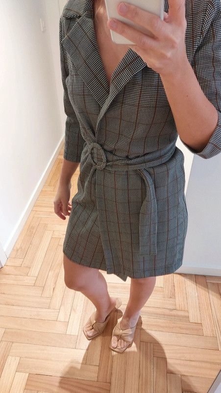 Vestido blazer cuadros cinturón Zara talla L