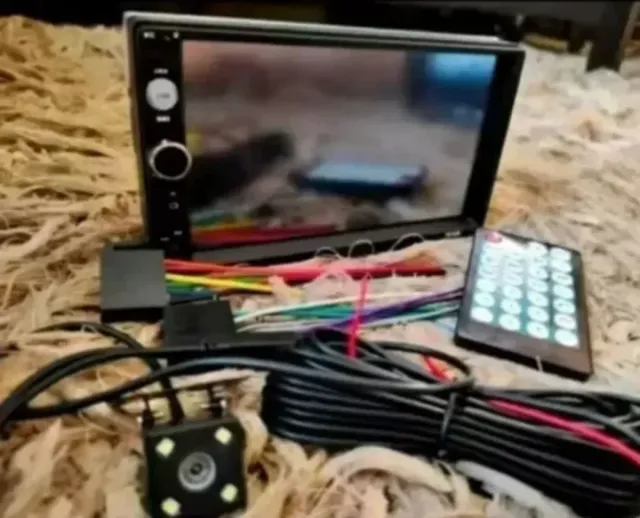 Rádio de Carro com Tela de 7'' Universal