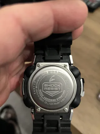 Casio G-Shock GA-700HD-8AER (5522) Como Nuevo