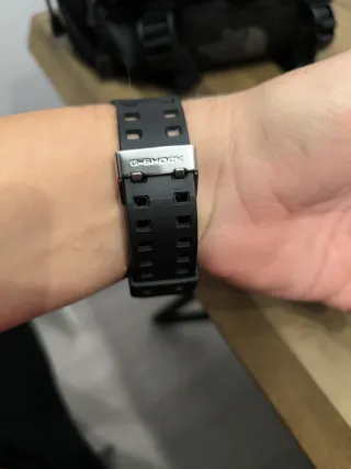 Casio G-Shock GA-700HD-8AER (5522) Como Nuevo