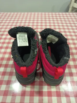 Botas de montaña niña talla 36 waterproof