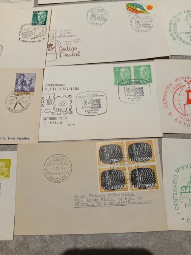 Lotto di 20 buste e cartoline filateliche