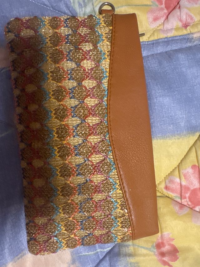 Bolso de mano y hombro dorado multicolor