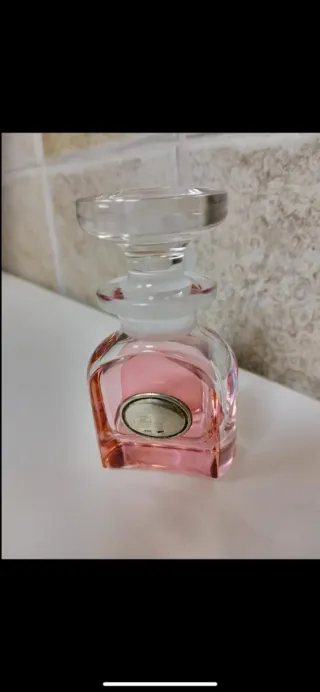 Bottiglia profumo da collezione