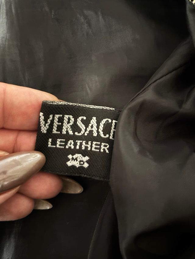 Chaqueta de Piel Versace Negra