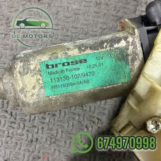 113136102 elevalunas delantero derecho Volvo v40